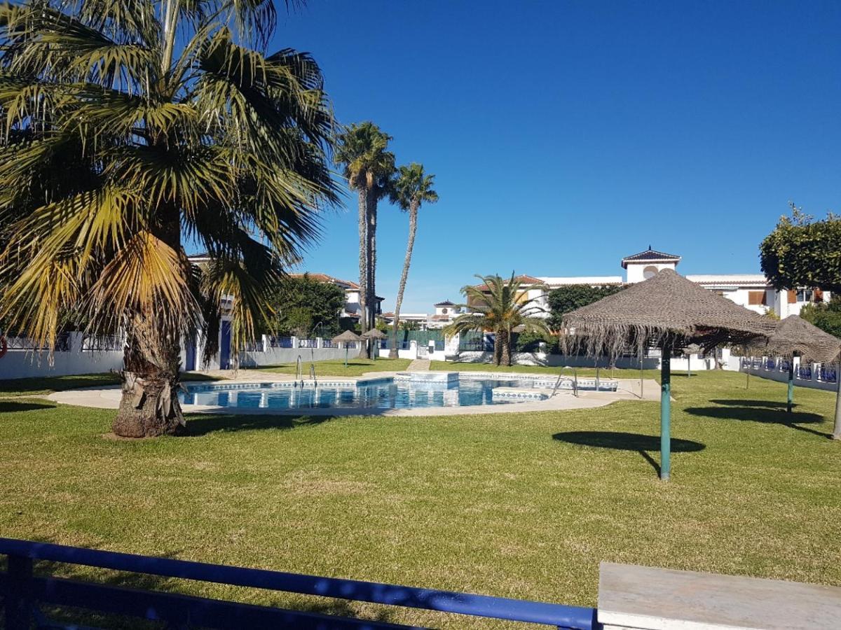 Con Terraza Y Piscina A 300m De Playa Apartament *