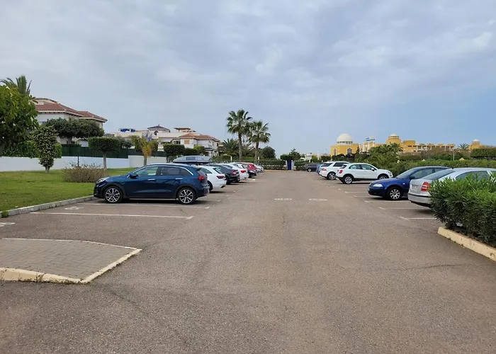 Apartamento Con Terraza Y Piscina A 300M De Playa